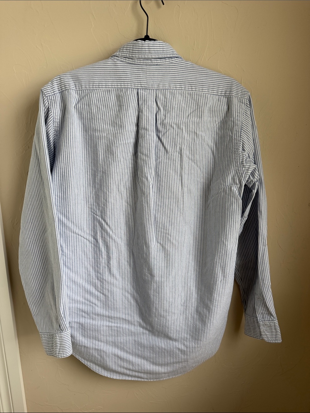 Ralph Lauren Light Blue and White Striped Button-Down Shirt - Picture 5 of 8